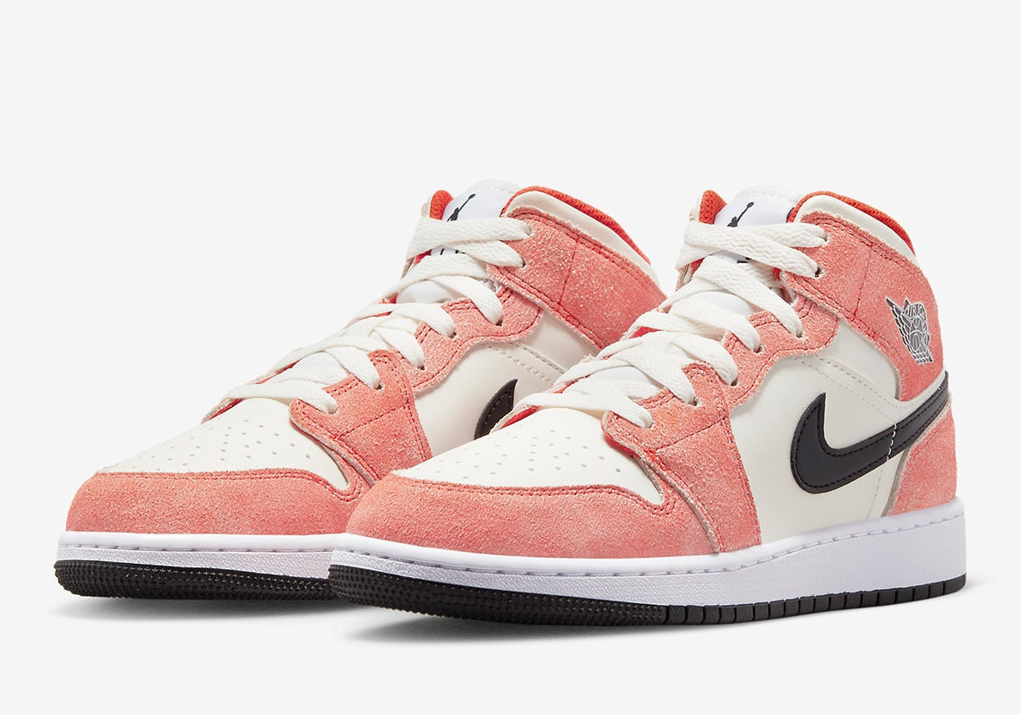 Air Jordan 1 Mid “Orange Suede” kikokickz