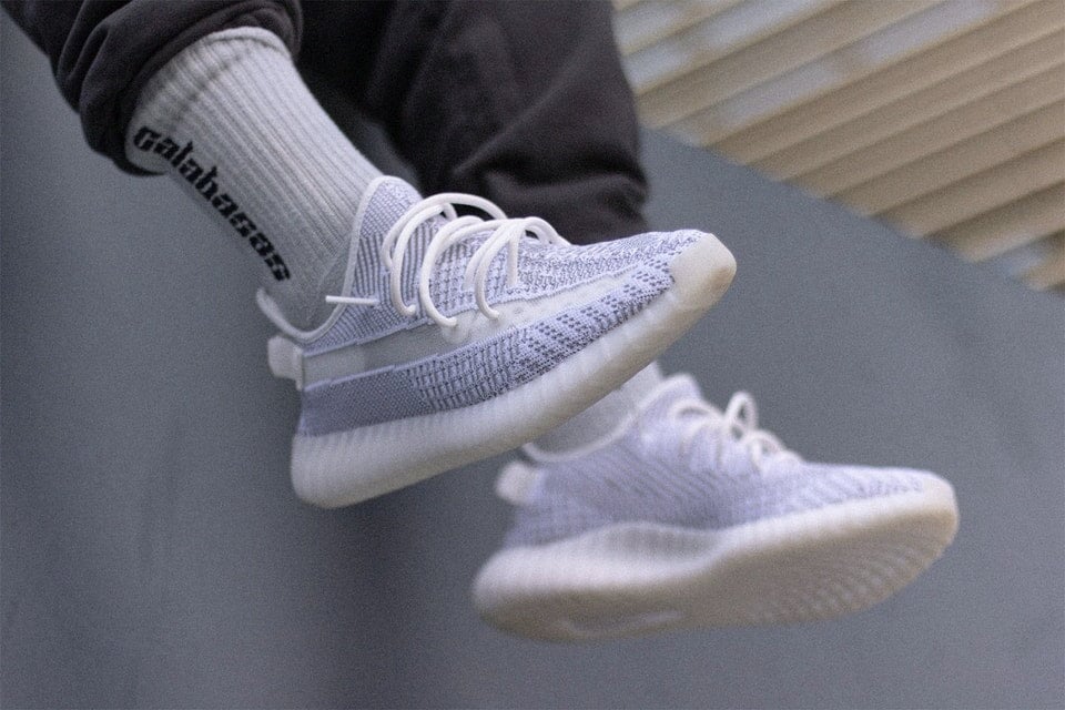 Yeezy Boost 350 V2 Static Yeezy Boost 350 kikokickz 